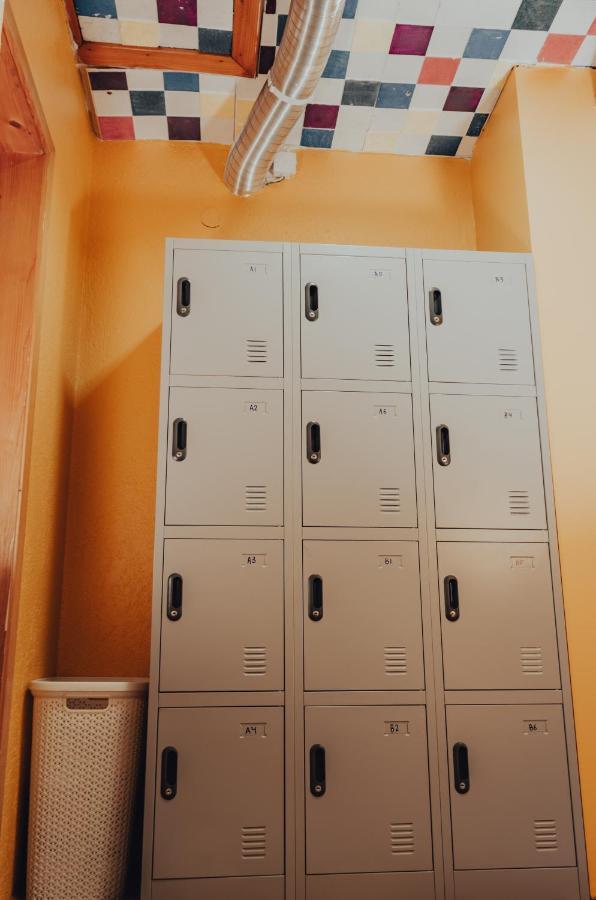 Oda Hostel Prishtinë Ngoại thất bức ảnh