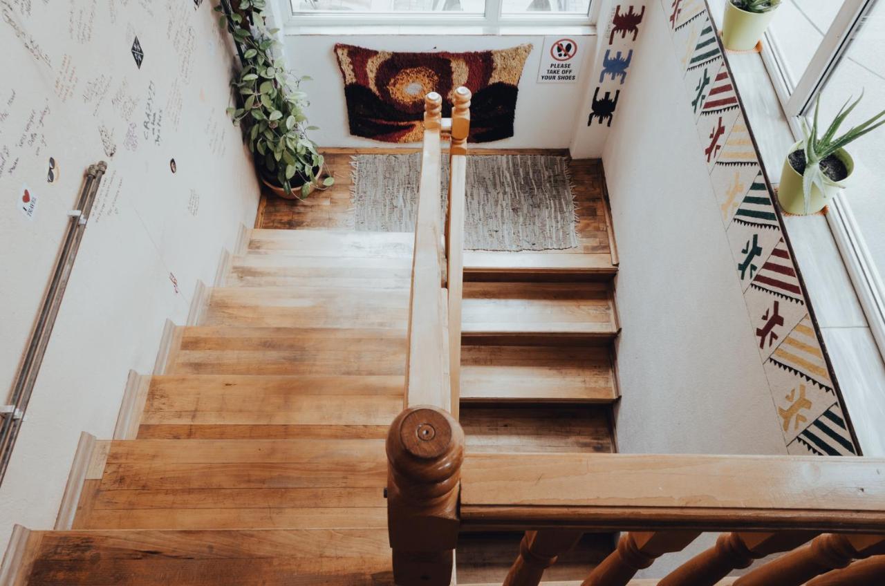 Oda Hostel Prishtinë Ngoại thất bức ảnh