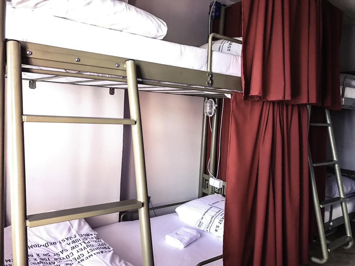 Oda Hostel Prishtinë Ngoại thất bức ảnh